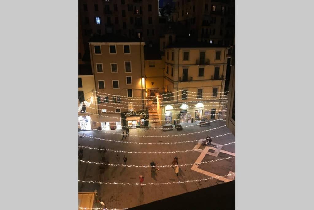 Appartamento Casa Rétro. Historic center - La Spezia Esterno foto